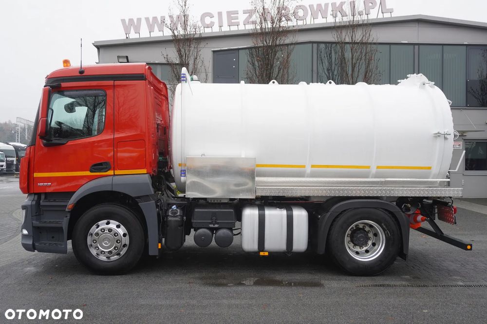 Mercedes-Benz Actros 1833 / 260 tys. km / Zabudowa WUKO 11000 l - 2