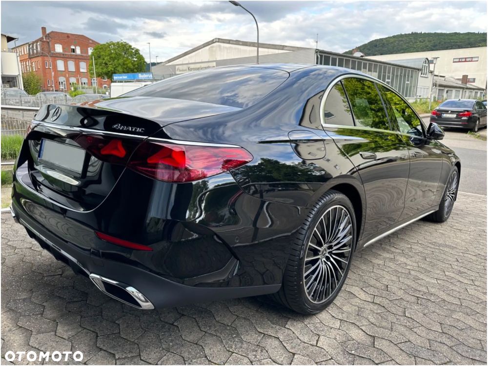 Mercedes-Benz Klasa E 220 d 4-Matic AMG - 6