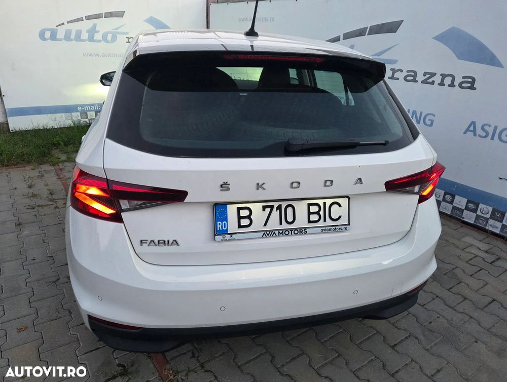 Skoda Fabia 1.0 TSI 95 CP Ambition - 10