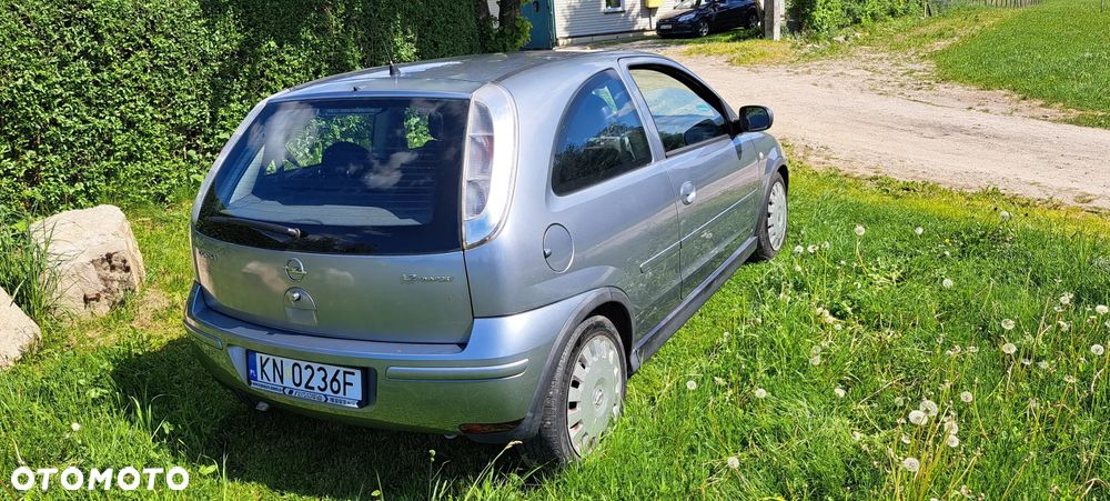 Opel Corsa 1.2 16V Cosmo - 14