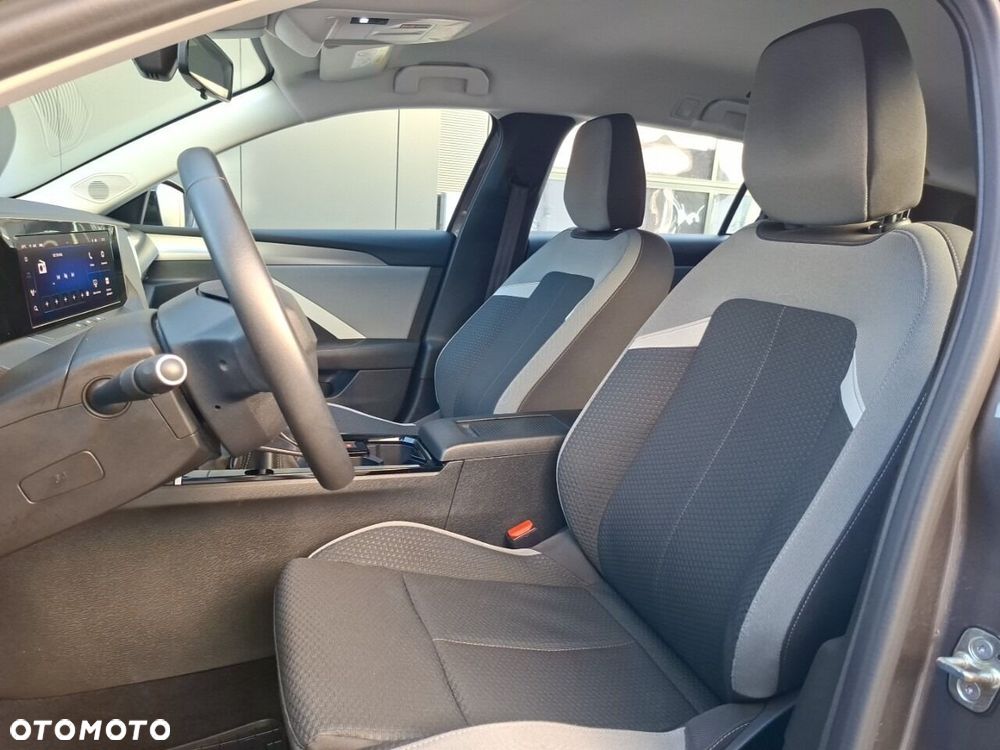 Opel Astra - 10