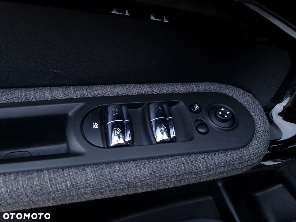 MINI Countryman Cooper Classic Trim - 19
