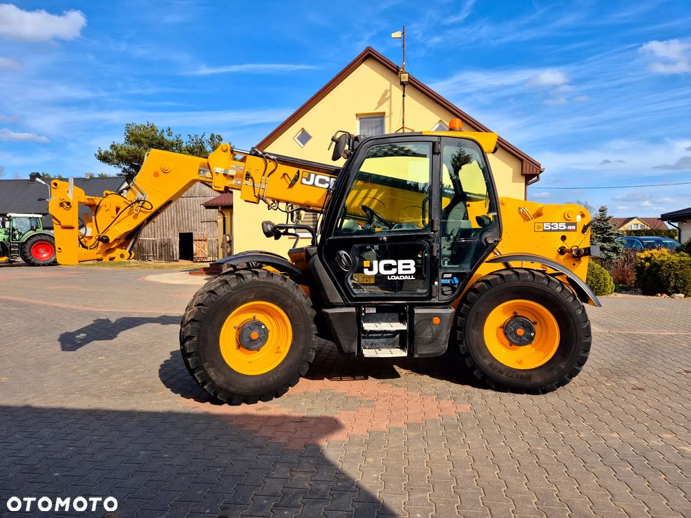 JCB 535 95 Agri Super 541 70 535 125 Agri Super 536 70 530 70 MANITOU CLAAS - 9