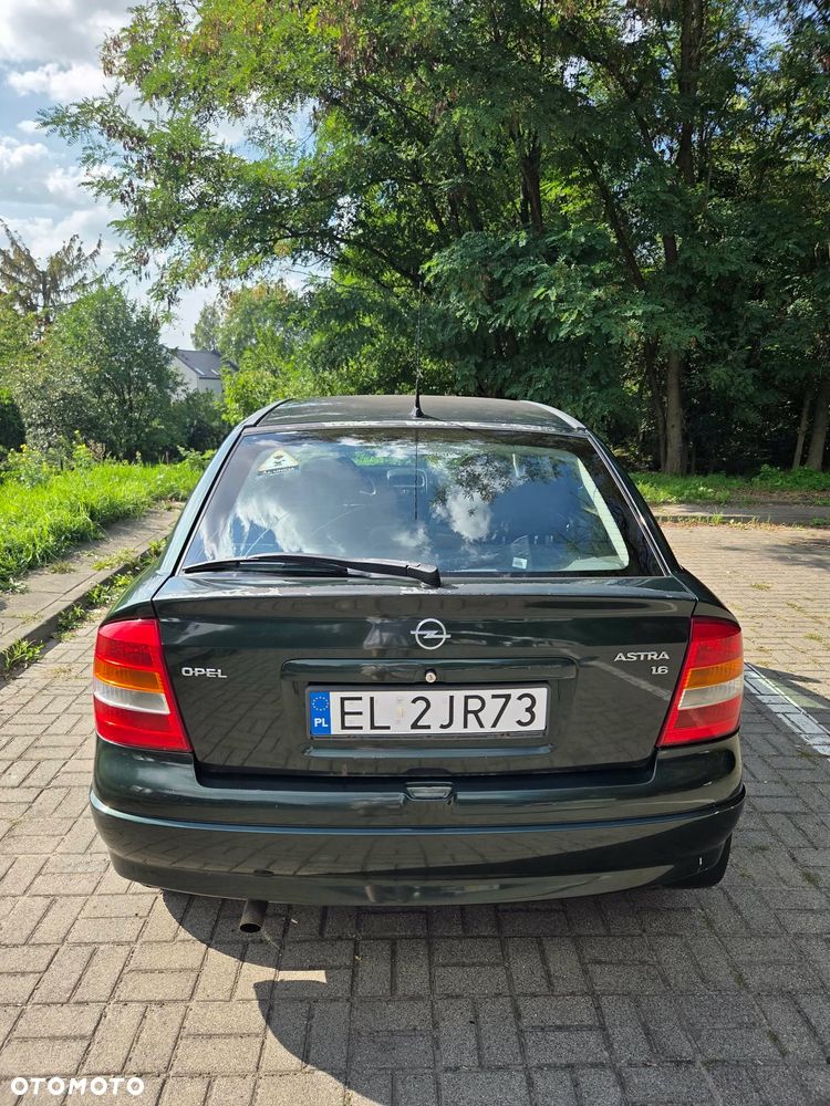 Opel Astra - 3