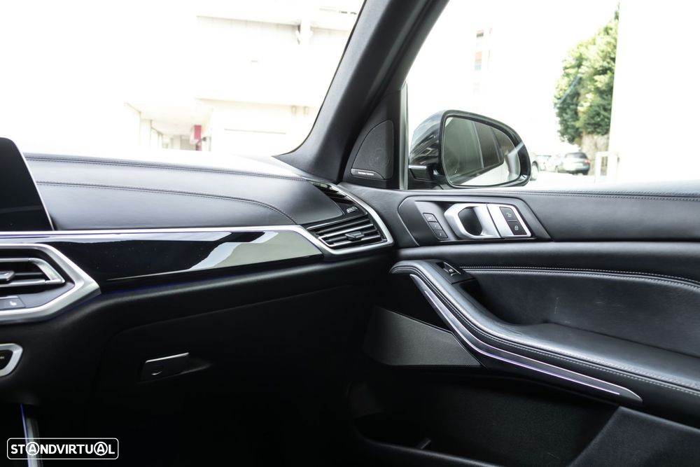 BMW X5 30 d xDrive Pack M - 17