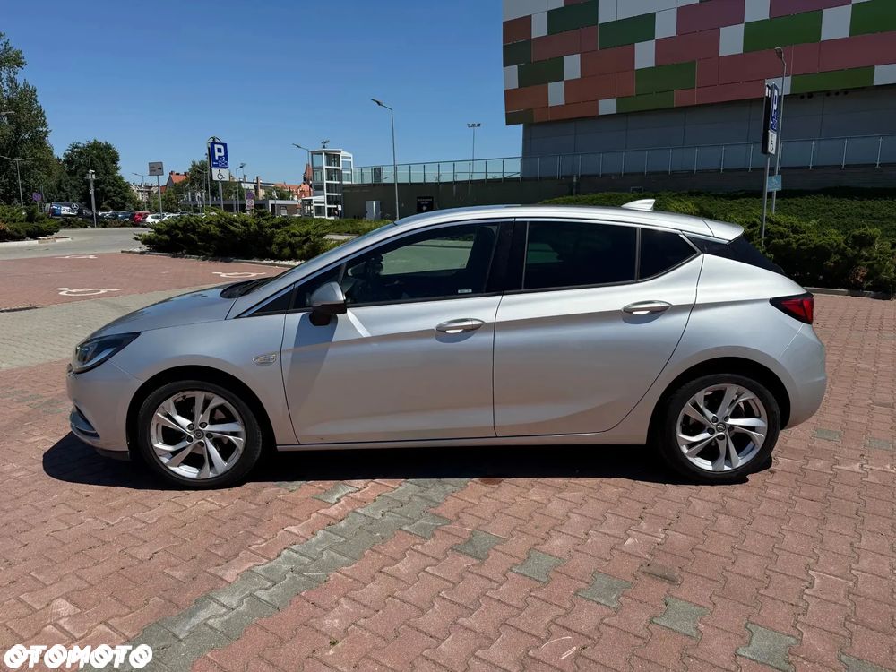 Opel Astra V 1.6 CDTI Dynamic - 4