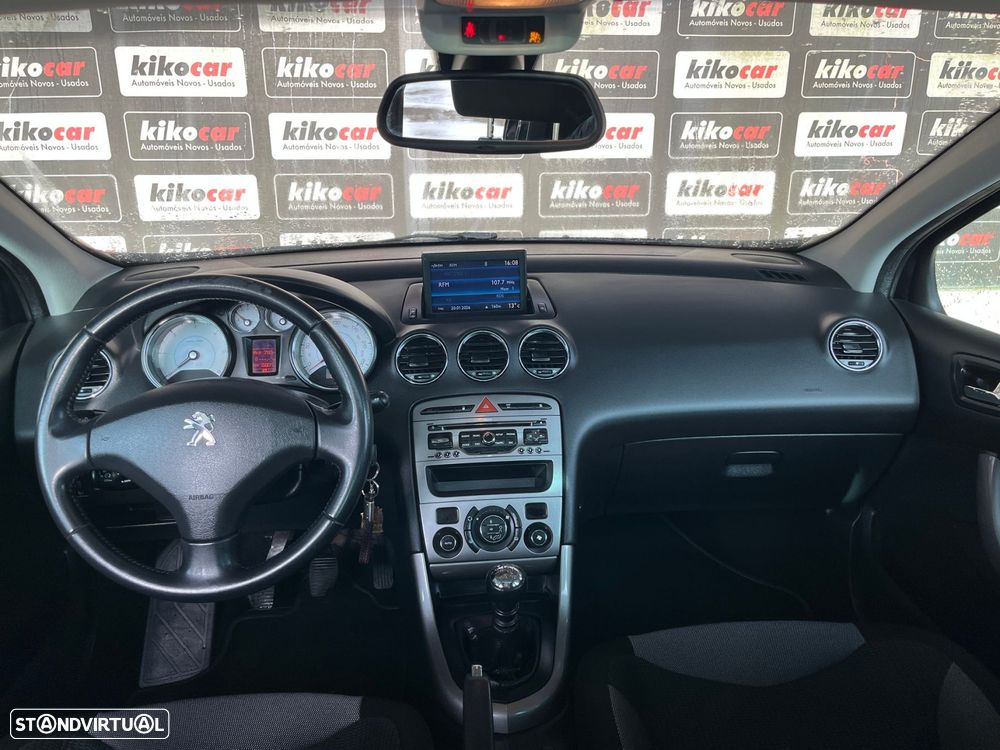 Peugeot 308 SW 1.6 e-HDi Allure CVM6 - 32