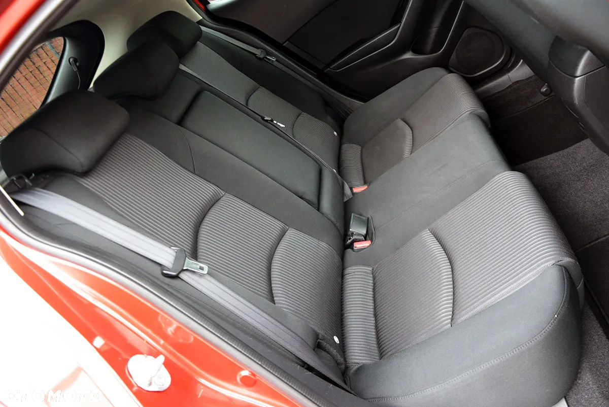 Mazda 3 - 33