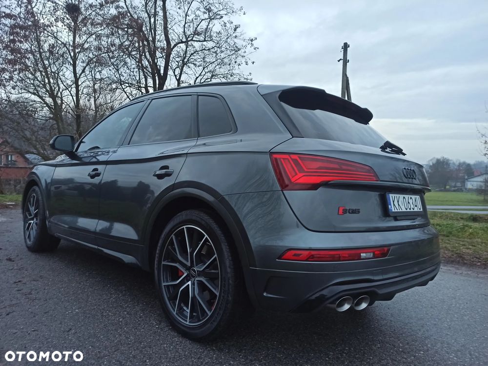 Audi SQ5 - 2