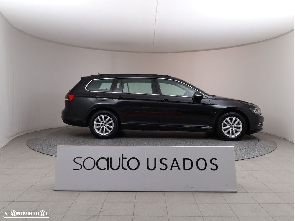 VW Passat Variant 2.0 TDi Business DSG - 9