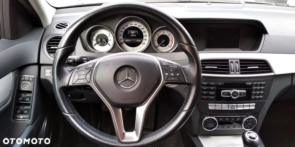 Mercedes-Benz Klasa C 200 T CDI DPF BlueEFFICIENCY Avantgarde - 17