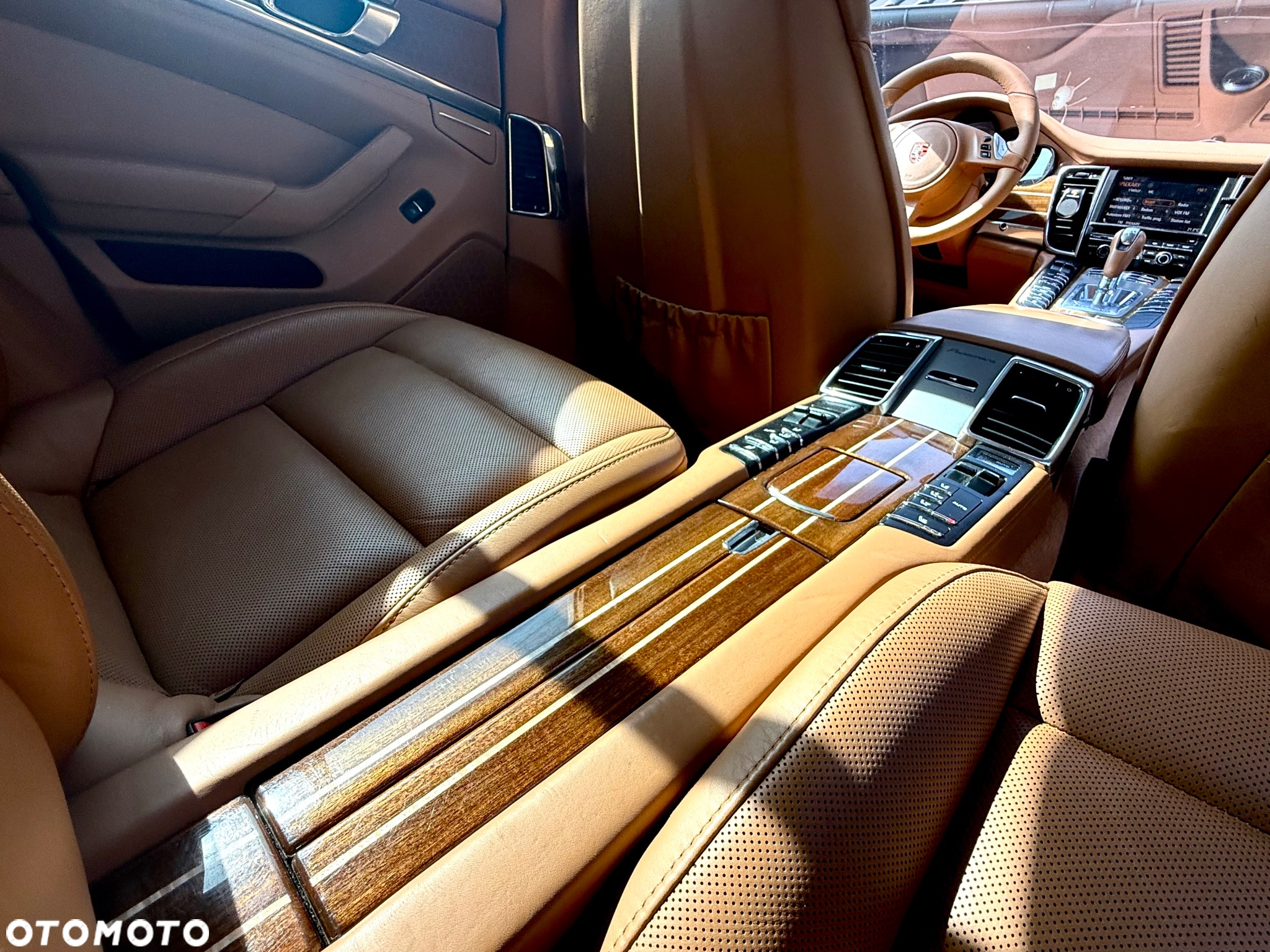 Porsche Panamera 4S - 13