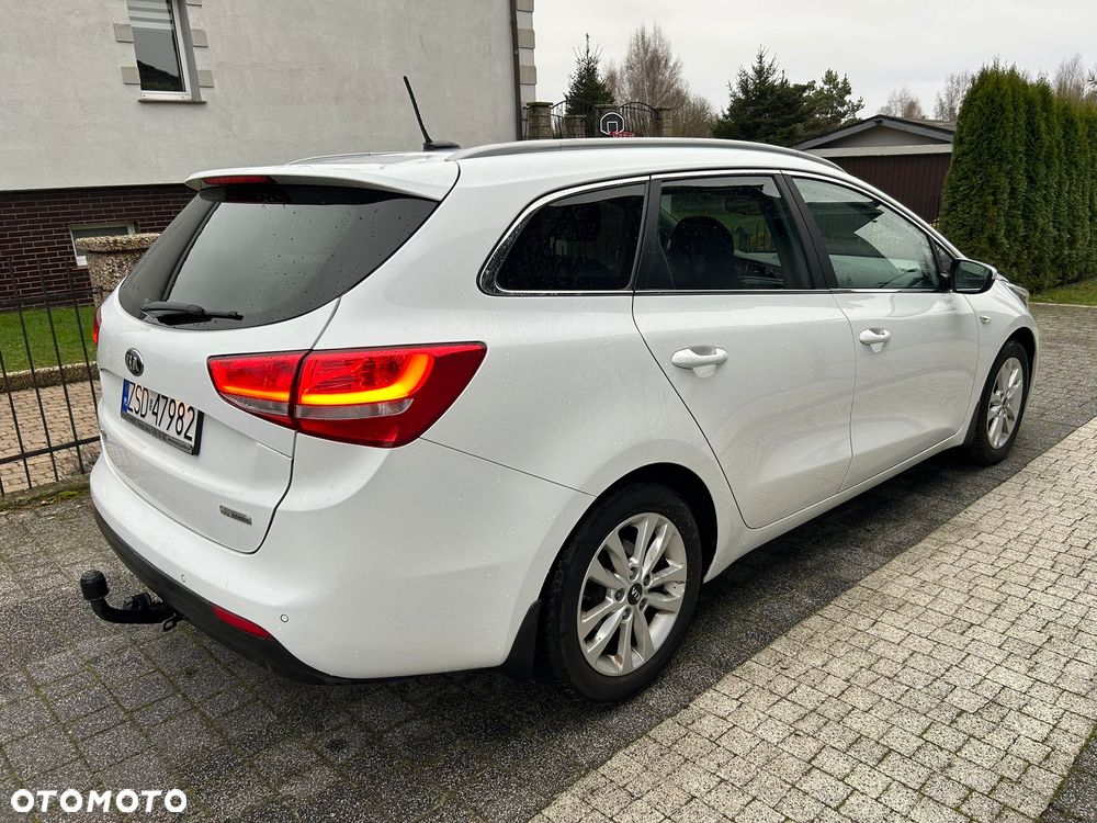 Kia Ceed 1.6 CRDi 136 ISG GT Line - 5