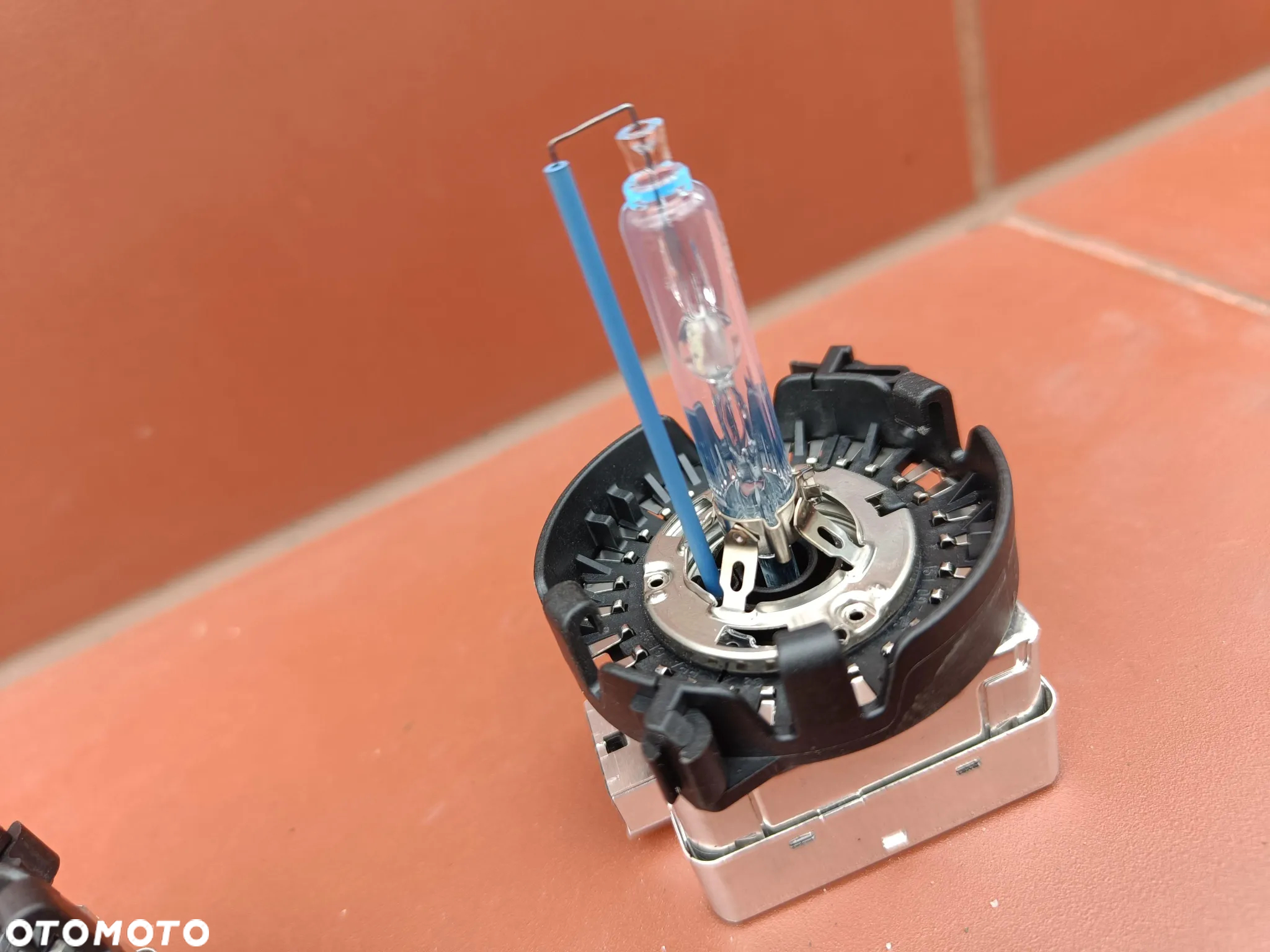 Żarnik żarówka Xenon Philips XenStart Xen Start D1S 35W 85415 - 3