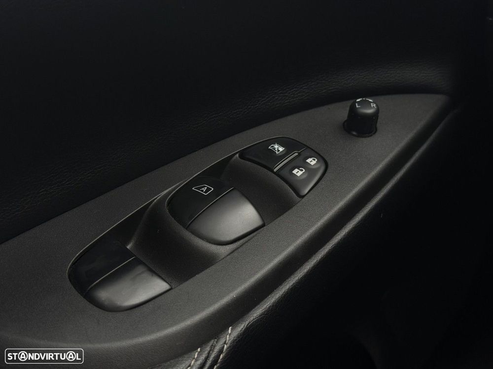 Nissan Pulsar 1.2 DIG-T Tekna - 16