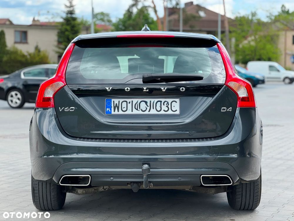 Volvo V60 D4 Drive-E Momentum - 13