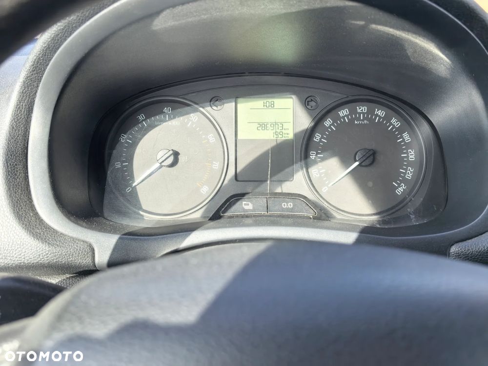 Skoda Fabia - 15
