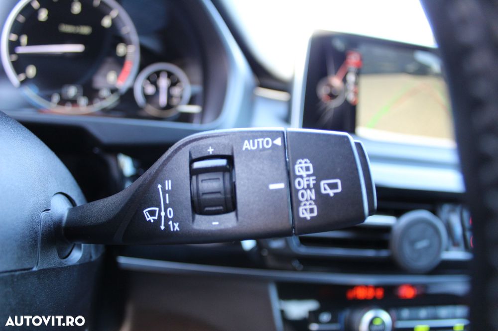 BMW X5 M M50d - 33