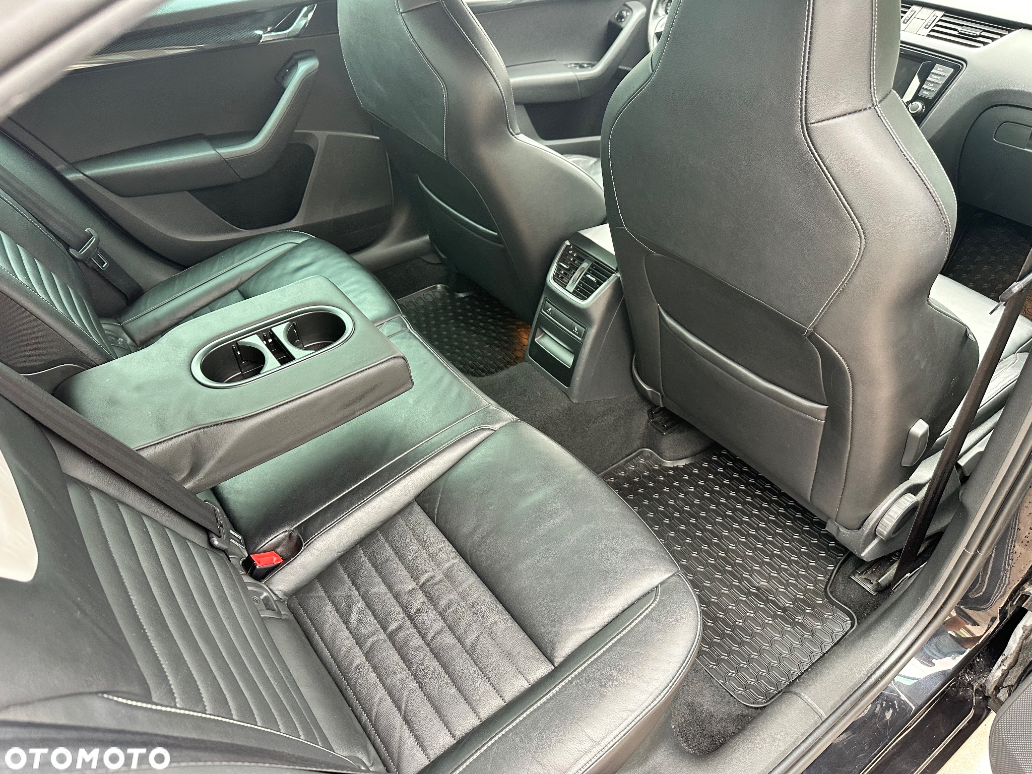 Skoda Octavia 2.0 TDI RS - 14