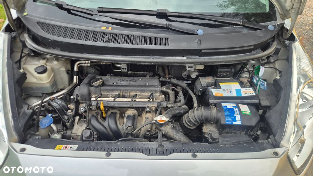 Kia Venga 1.4 CVVT Attract - 19