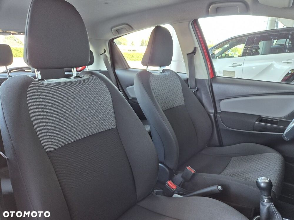 Toyota Yaris 1.0 Active EU6 - 13