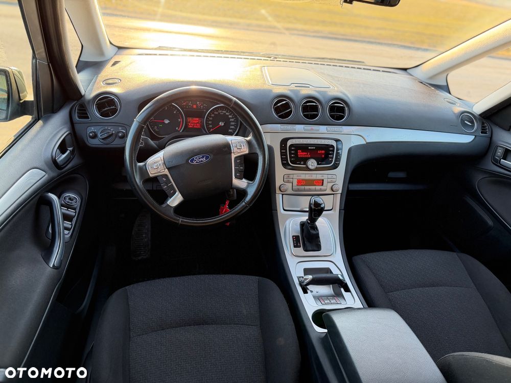 Ford Galaxy 2.0 TDCi Trend - 23