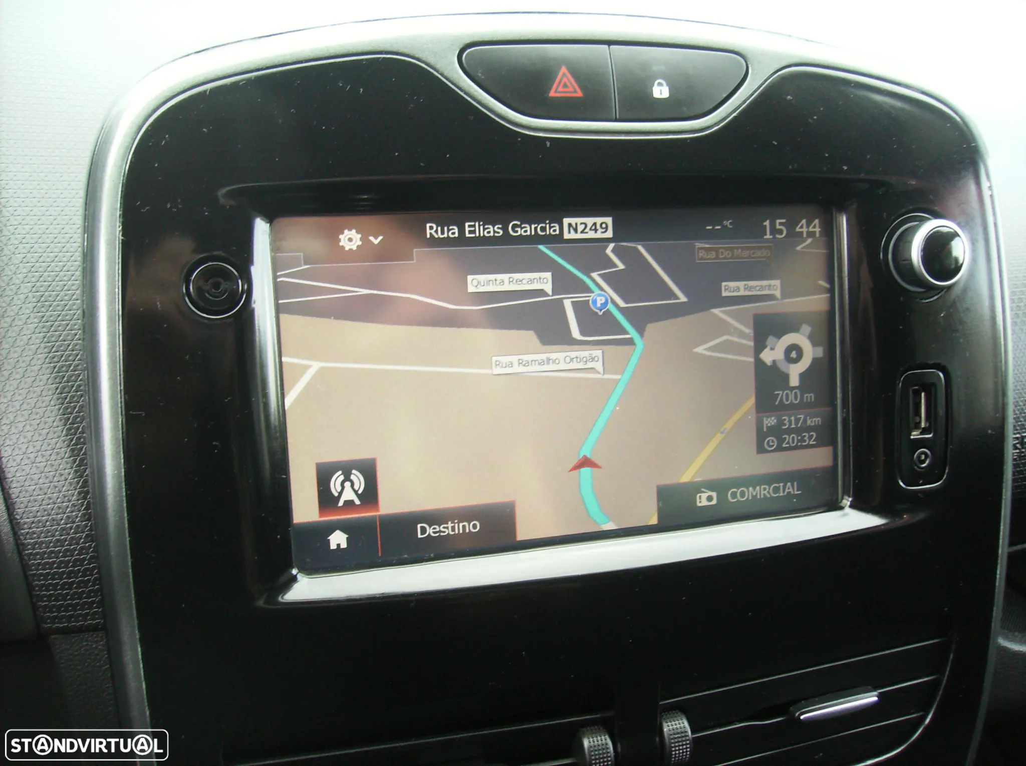 Renault Clio 0.9 TCe Limited Edition - 23