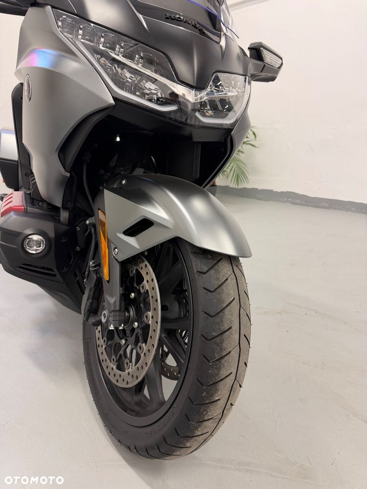 Honda GL - 38