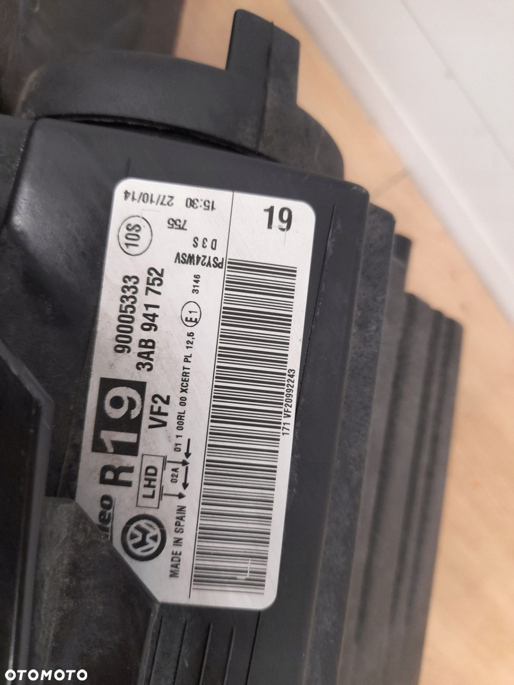 LAMPA PRZEDNIA PRAWA VOLKSWAGEN PASSAT B7 LED - 3