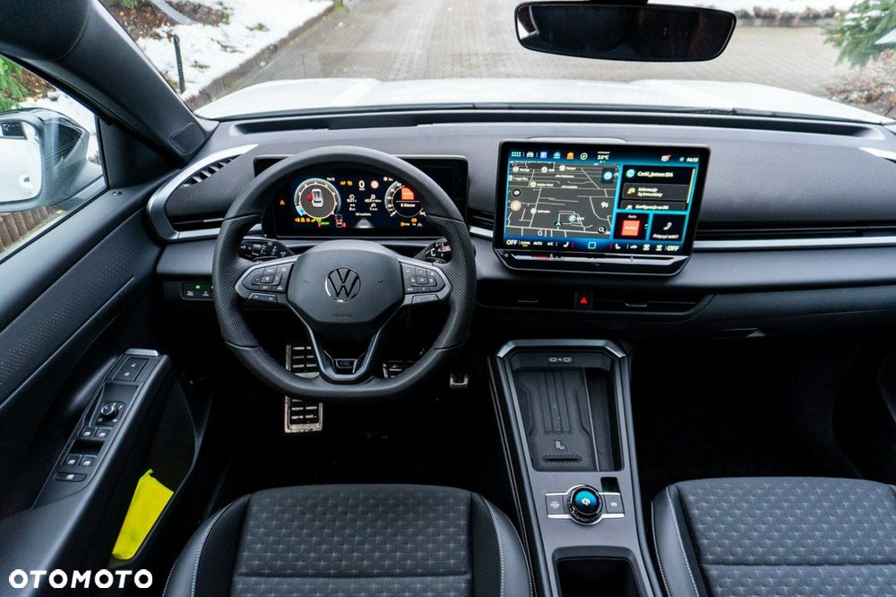 Volkswagen T-Roc - 24