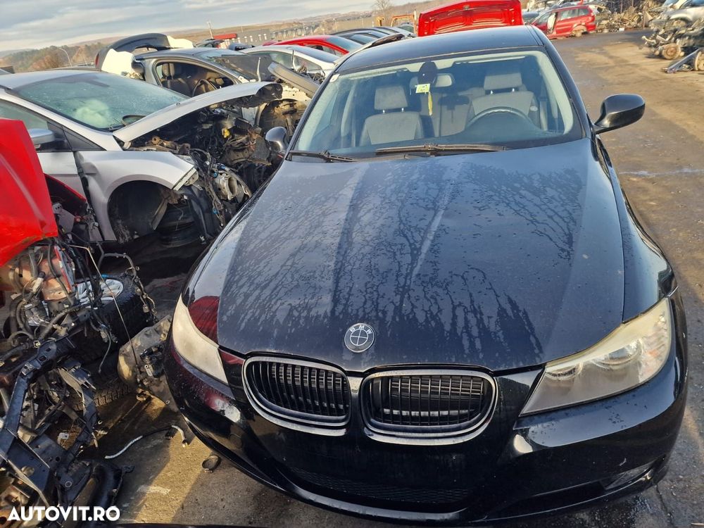 Dezmembram BMW E90 Facelift 2011 2.0d N47D20C Manual - 2