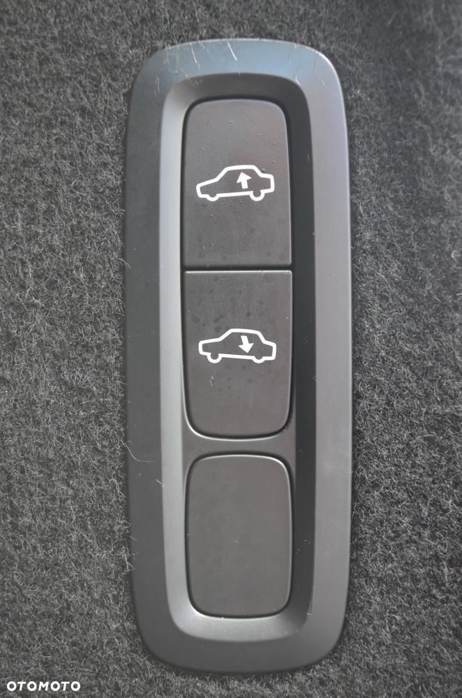 Volvo XC 60 T8 AWD Plug-In Hybrid Inscription - 17