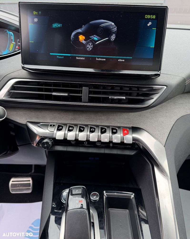 Peugeot 3008 Hybrid 225 e-EAT8 GT Pack - 25