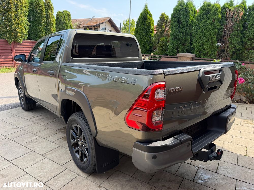 Toyota Hilux 2.8D MHEV Double Cab 6AT AWD Invincible - 20