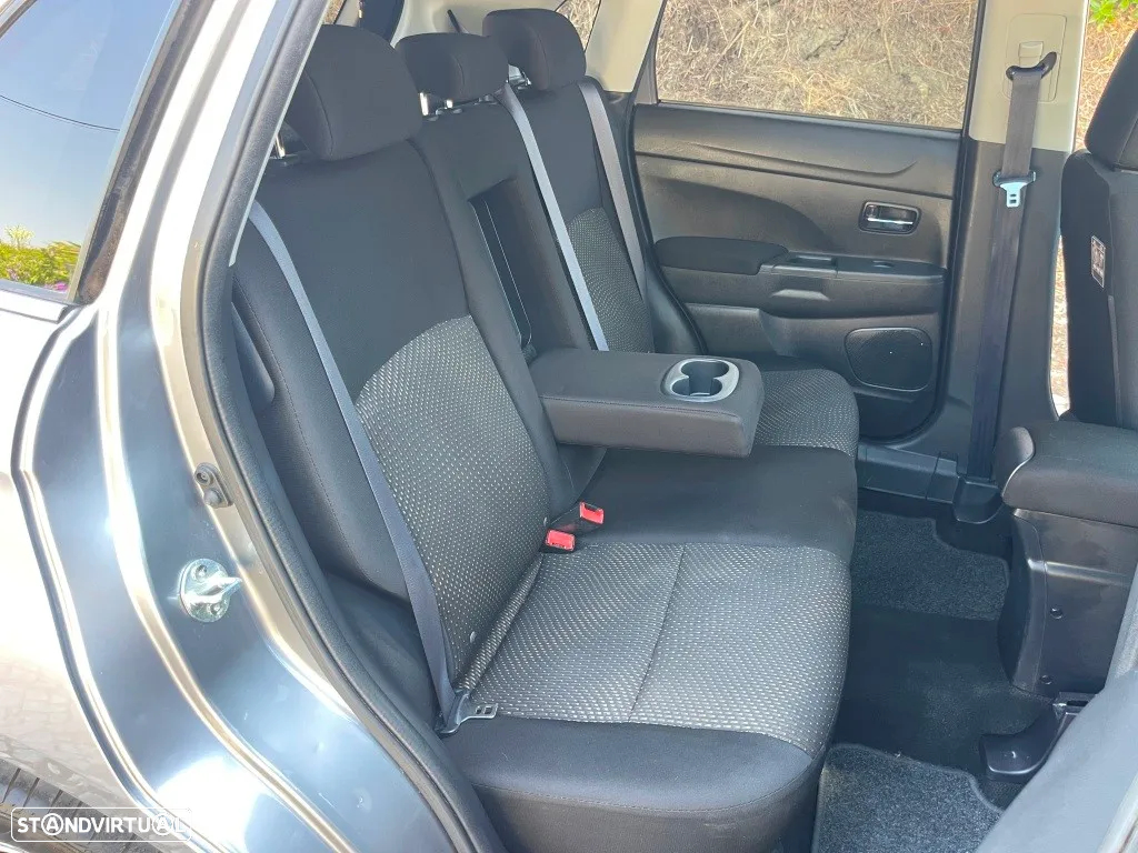 Mitsubishi ASX 1.8 DI-D Intense - 41