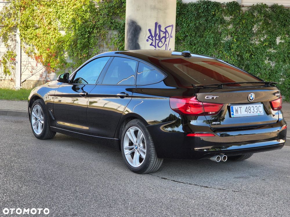 BMW 3GT 320i xDrive - 12