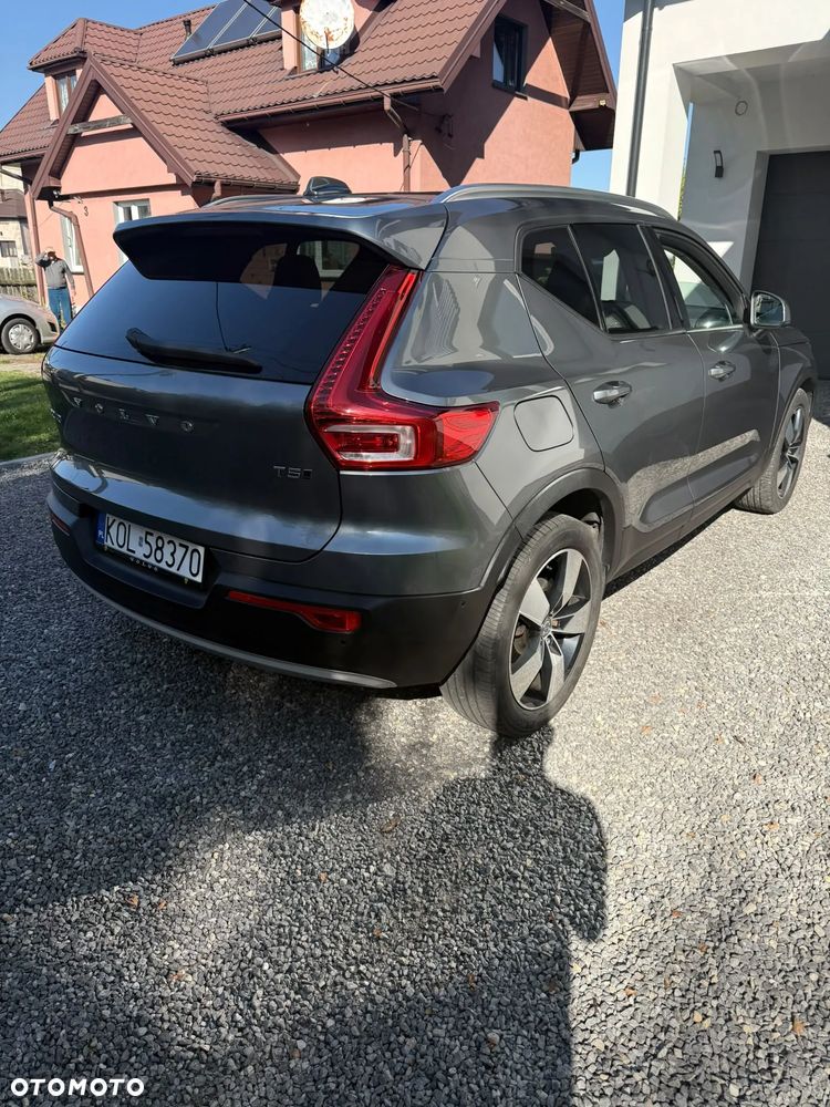 Volvo XC 40 T5 AWD Momentum (Intro Edition) - 2
