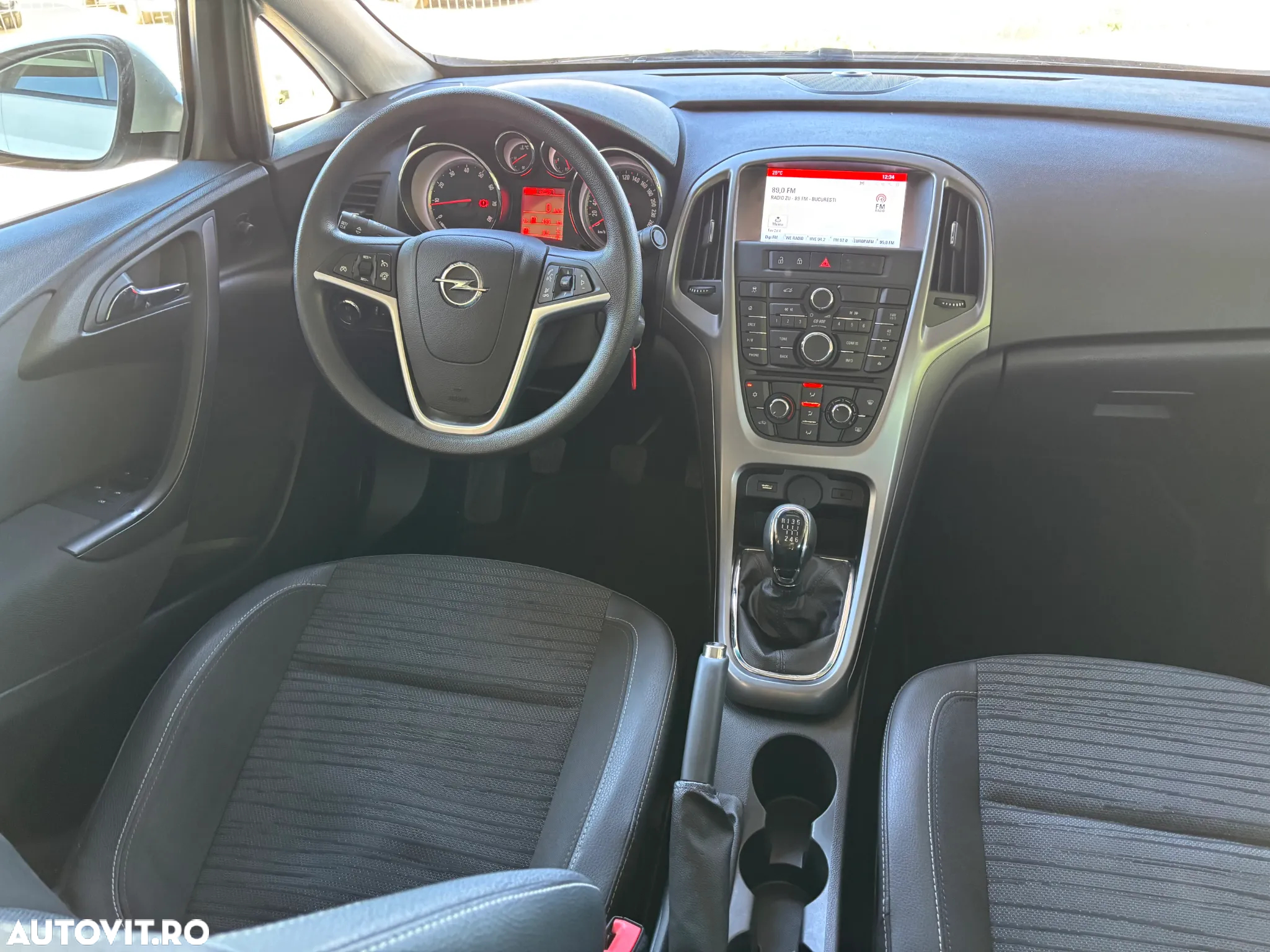 Opel Astra 1.4 ECOTEC Turbo Active - 10