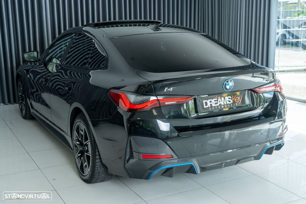 BMW i4 eDrive40 Pack Desportivo M - 31