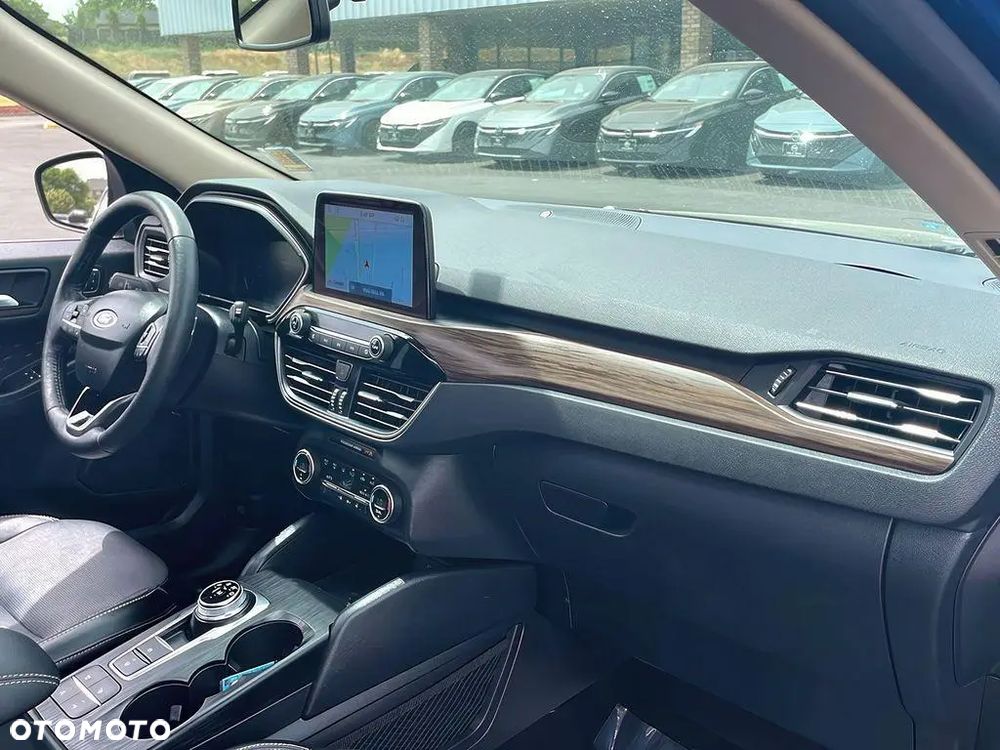 Ford Escape 2.0 EcoBoost AWD Titanium - 14