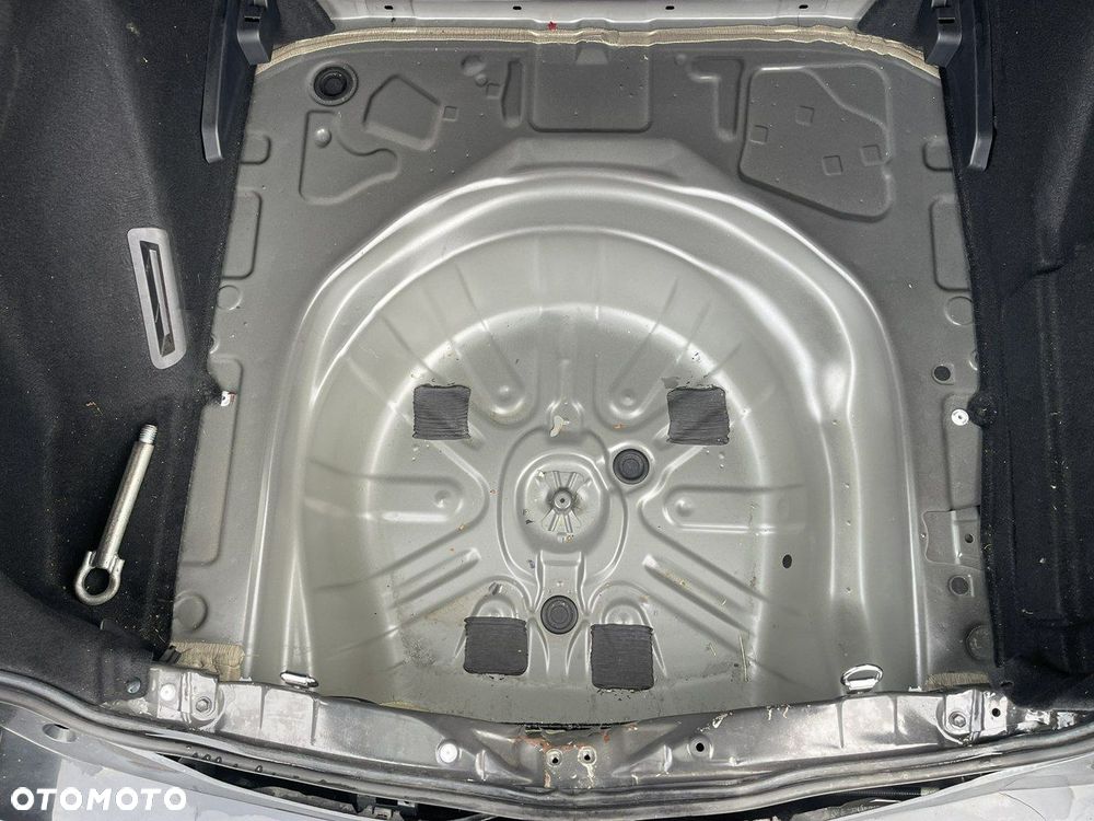 Toyota Corolla 2.0 Hybrid Comfort - 4