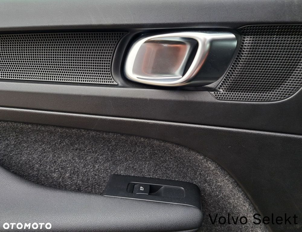 Volvo XC 40 - 29