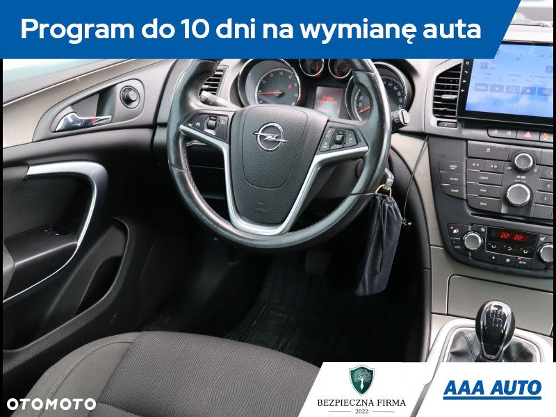 Opel Insignia - 8