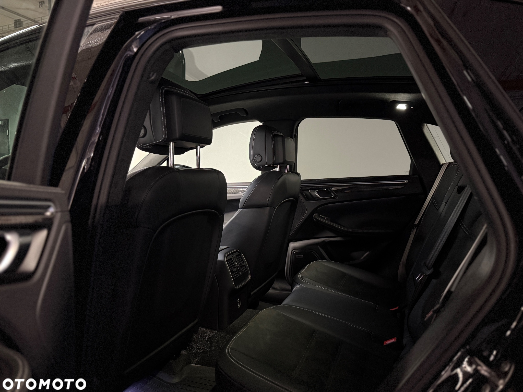 Porsche Macan GTS - 27