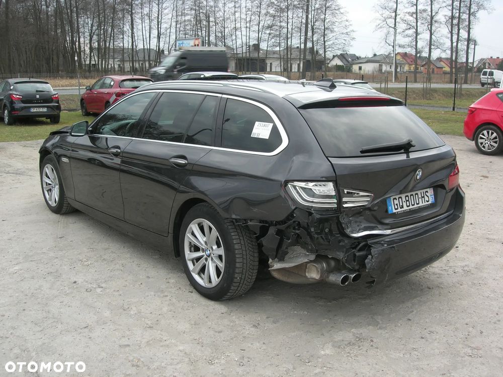 BMW Seria 5 530d xDrive Sport-Aut Luxury Line - 4
