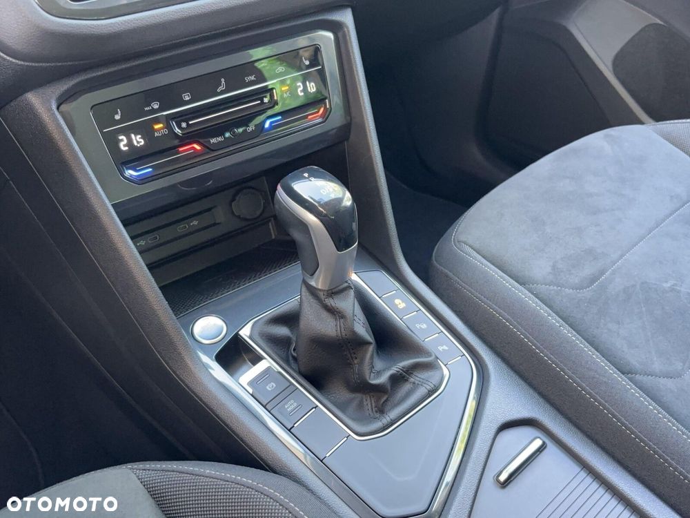 Volkswagen Tiguan 1.5 TSI EVO Elegance DSG - 26