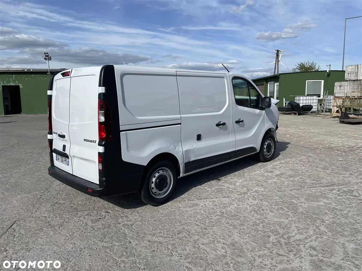 Renault TRAFIC - 7