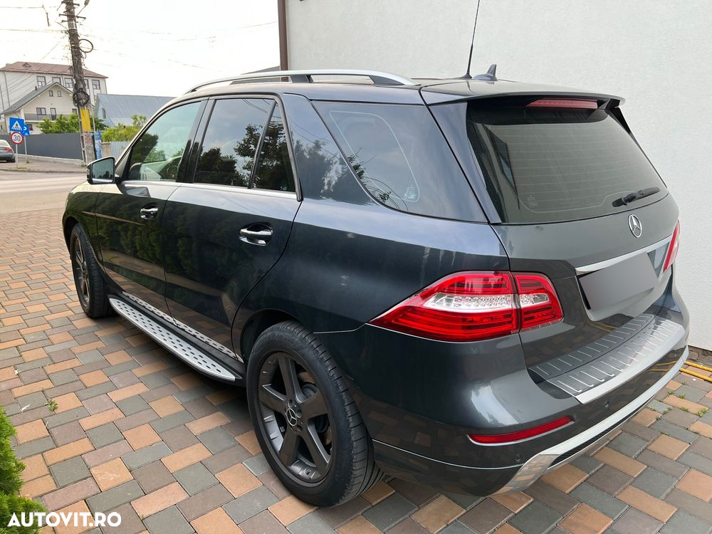 Mercedes-Benz ML 250 BlueTec 4MATIC Aut - 3