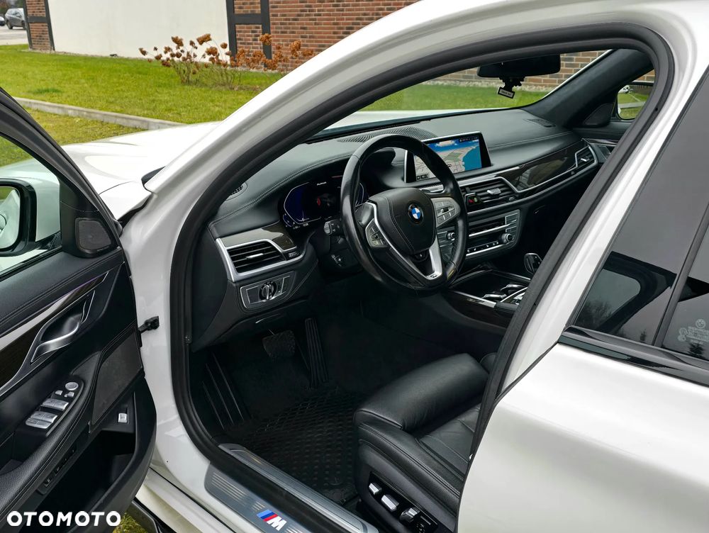 BMW Seria 7 740Li xDrive - 10