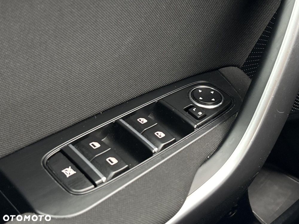 Kia Ceed 1.4 T-GDI M DCT - 10